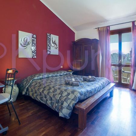 Le Api Hotell Cagliari Exteriör bild