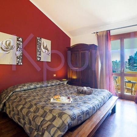 Le Api Hotell Cagliari Exteriör bild