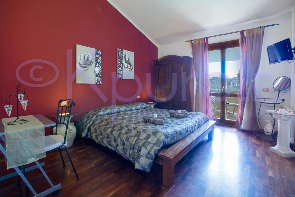 Le Api Hotell Cagliari Exteriör bild