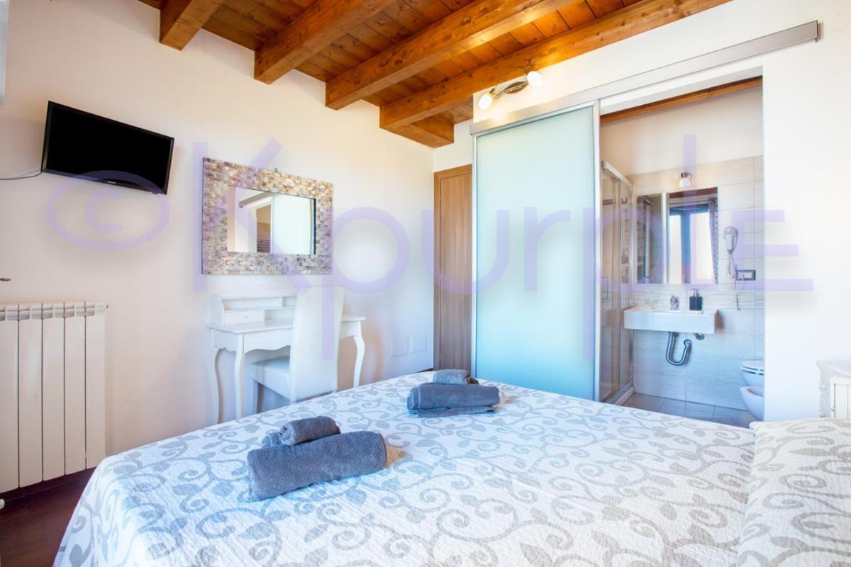 Le Api Hotell Cagliari Exteriör bild